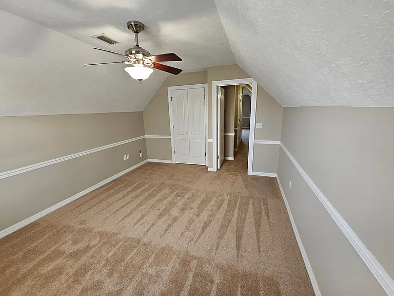 2103 Coral Dr — Photo 38