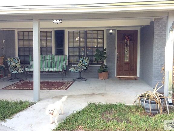 2nd image of 1813 Parkwood Dr