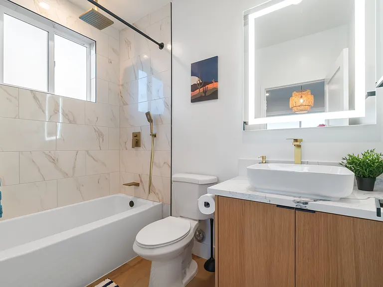 3917 Inglewood Blvd #1-B — Photo 7