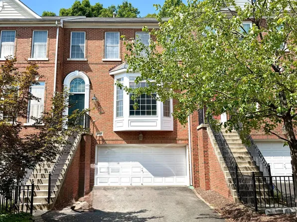 4208 Upper Park Dr, Fairfax, VA 22030