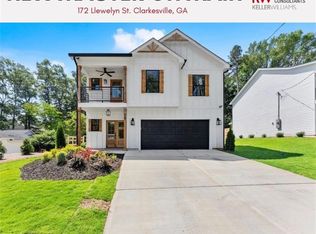 172 Llewellyn St, Clarkesville, GA 30523