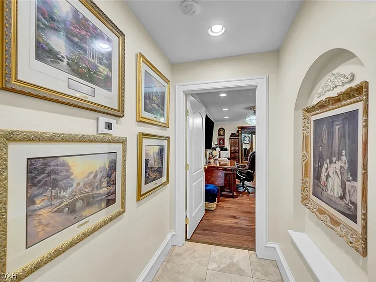 7258 Loma Alta Cir #0 — Photo 27