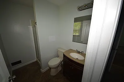 905 Shayler Rd — Photo 6