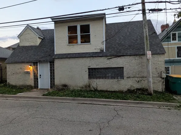 426 Division St, Joliet, IL 60435