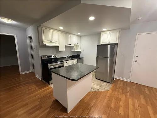 511 Pelissier St Photo 1