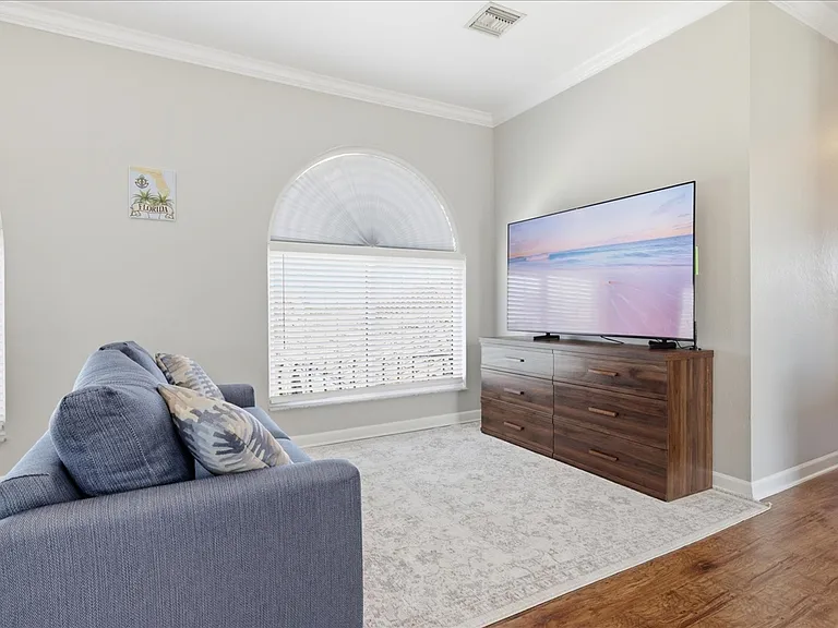2371 Coral Point Dr — Photo 40