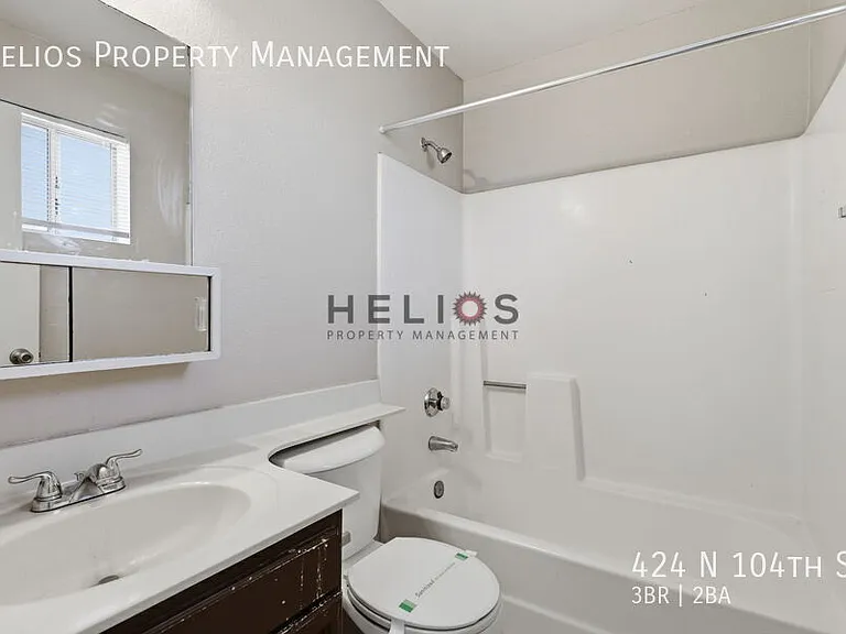 424 N 104th St — Photo 18