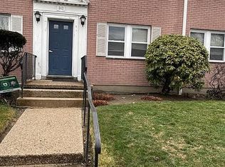 183 Seaton Rd APT 2, Stamford, CT 06902