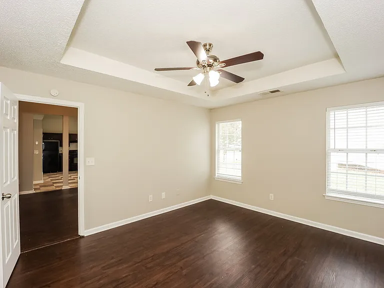 725 Cherry Branch Cir — Photo 14