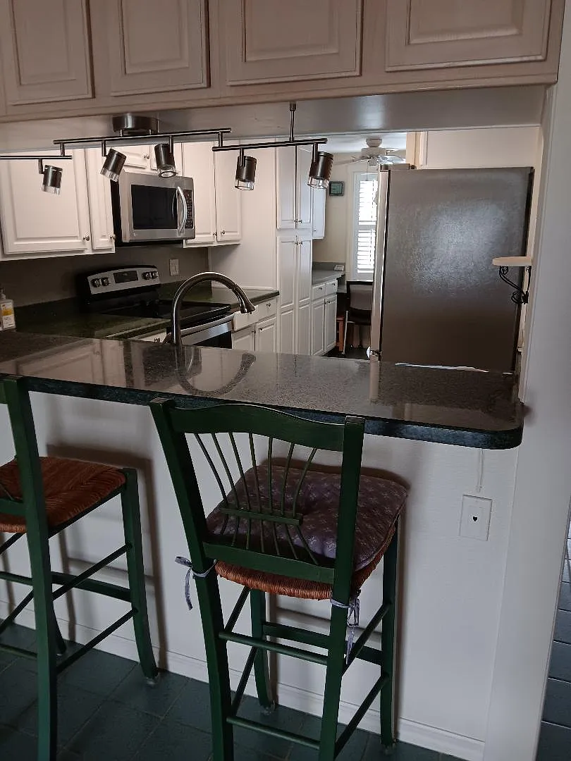 2 bed, 1110 sqft, $2,875 — Photo 4