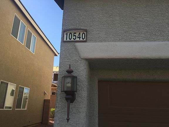2nd image of 10540 Bandera Mountain Ln