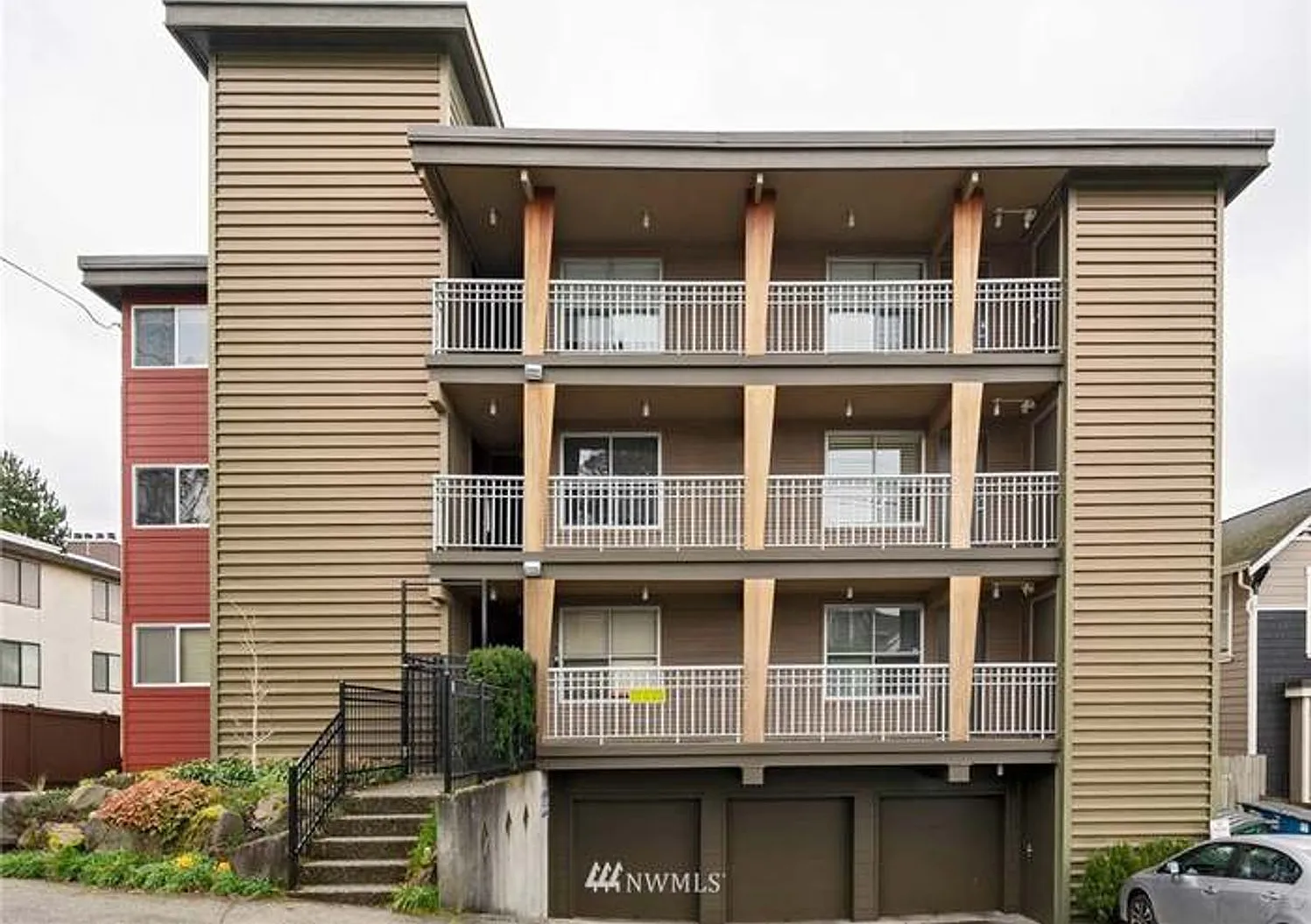 Sunny 1 bed 1 bath condo in Fremont — Photo 1