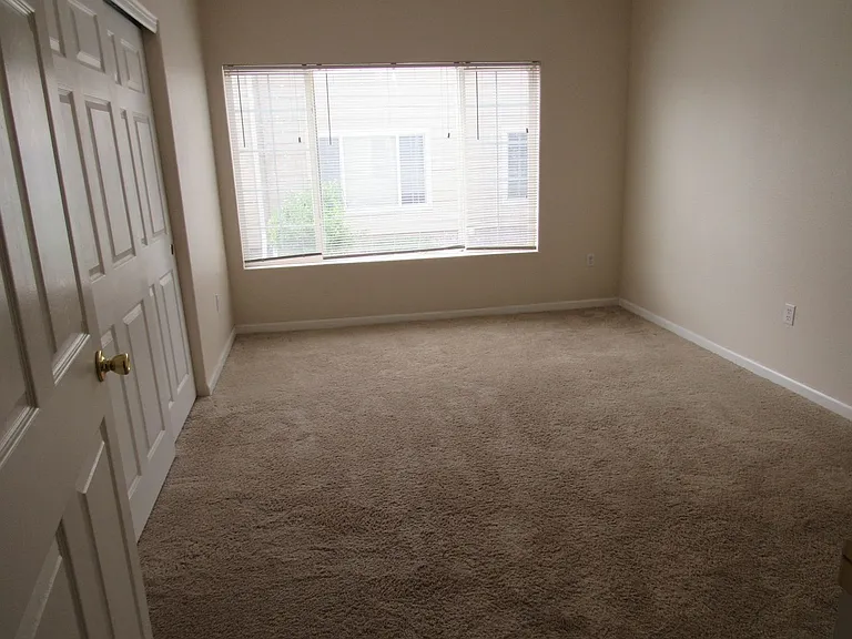 1040 Opal St #101 — Photo 6