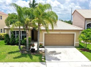 17928 SW 14th St, Pembroke Pines, FL 33029