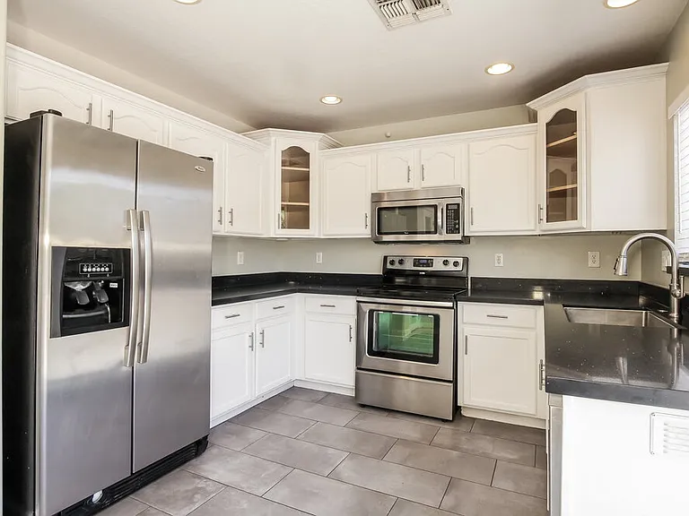 12417 W Larkspur Rd — Photo 7