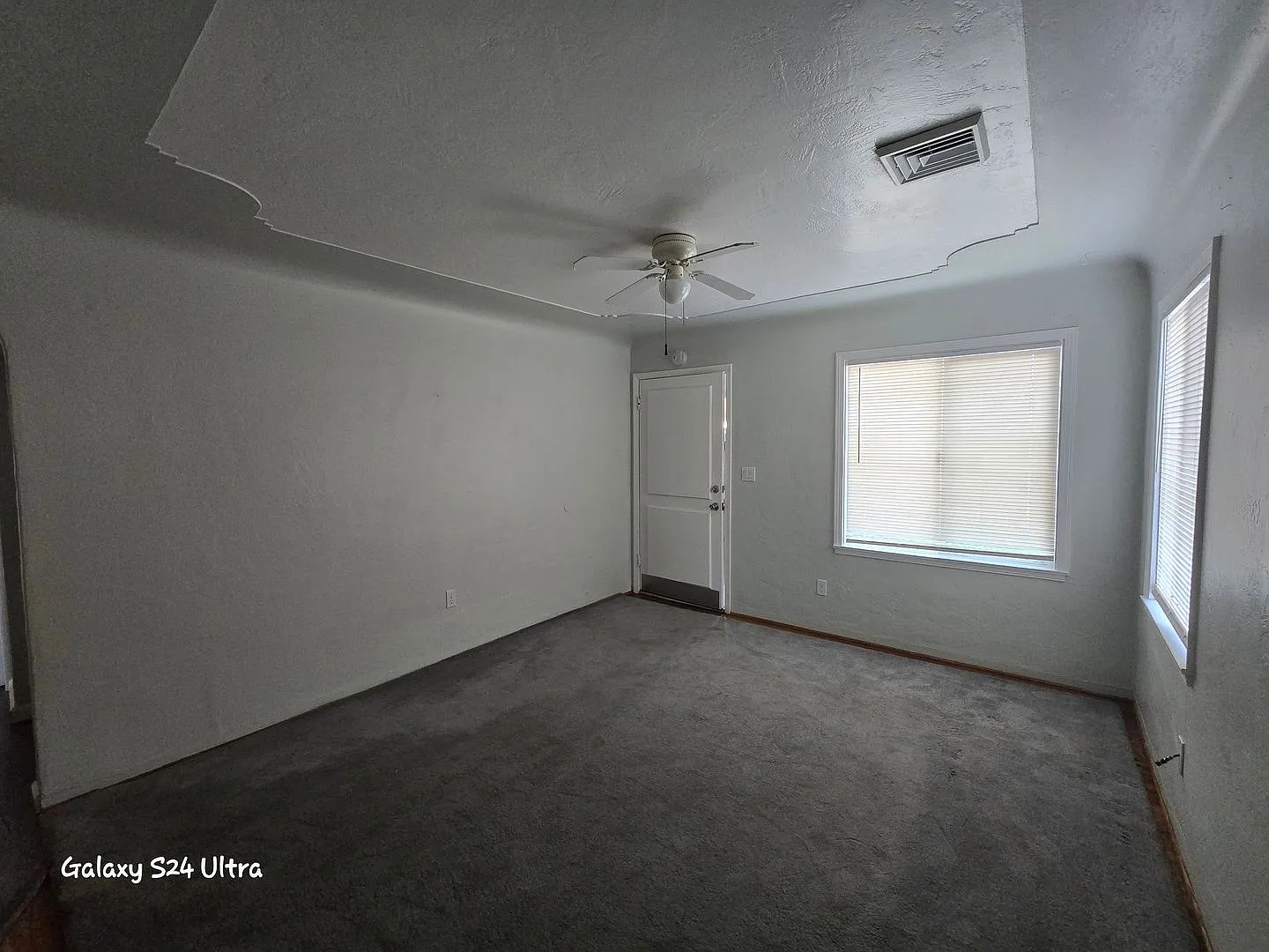 Magnolia2618-2620 — Photo 2