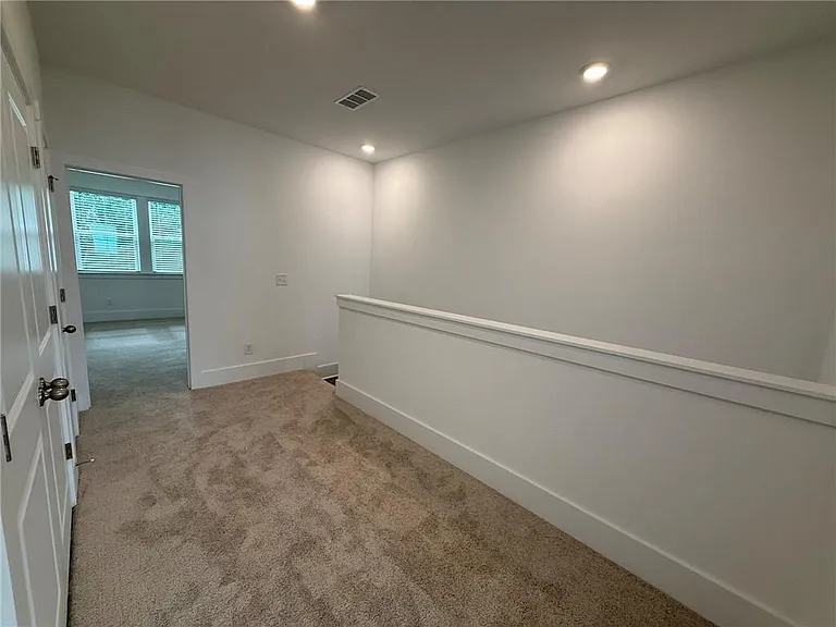 1682 Hannah Ter NW — Photo 15