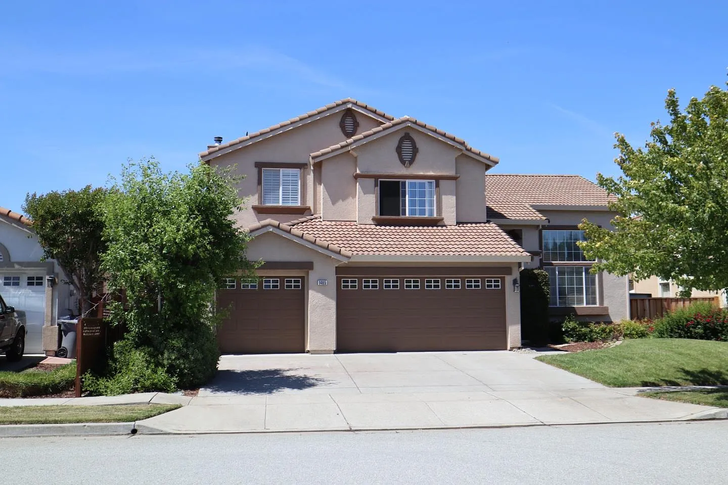 1465 Dovetail Way photo 1