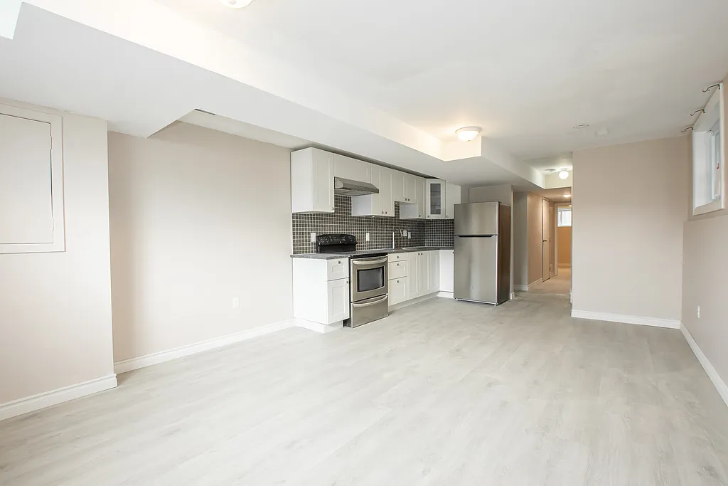 55 Marshall Avenue — Photo 3