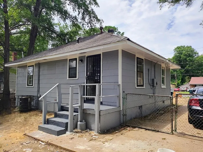 3451 Sharpe Ave — Photo 15