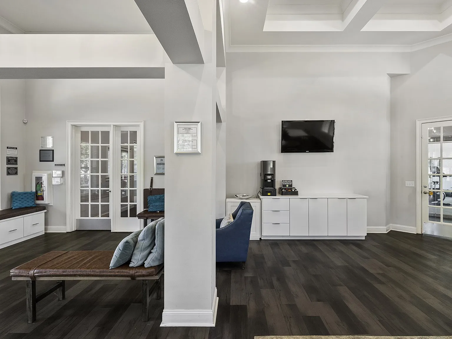 Courtney Station Apartments — Photo 4