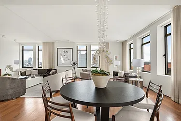 Sold by Dolly Lenz Real Estate LLC