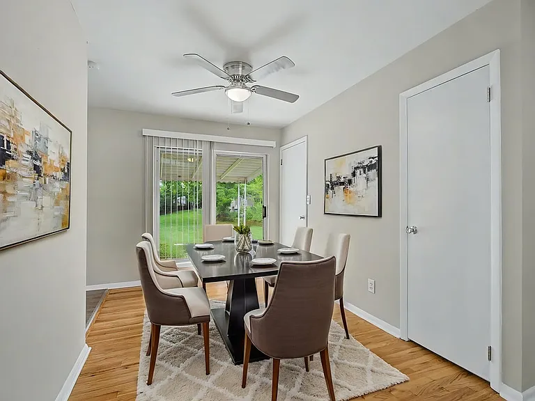 12116 Wincanton Dr — Photo 12