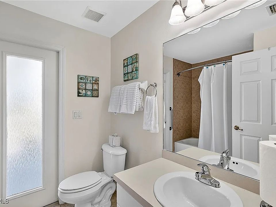 1st image of 1623 SW 43rd Ln
