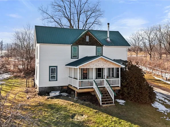 4115 Newtown Rd, Burdett, NY 14818