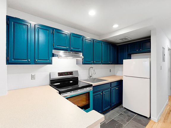 4th image of 566 W 161st St #A