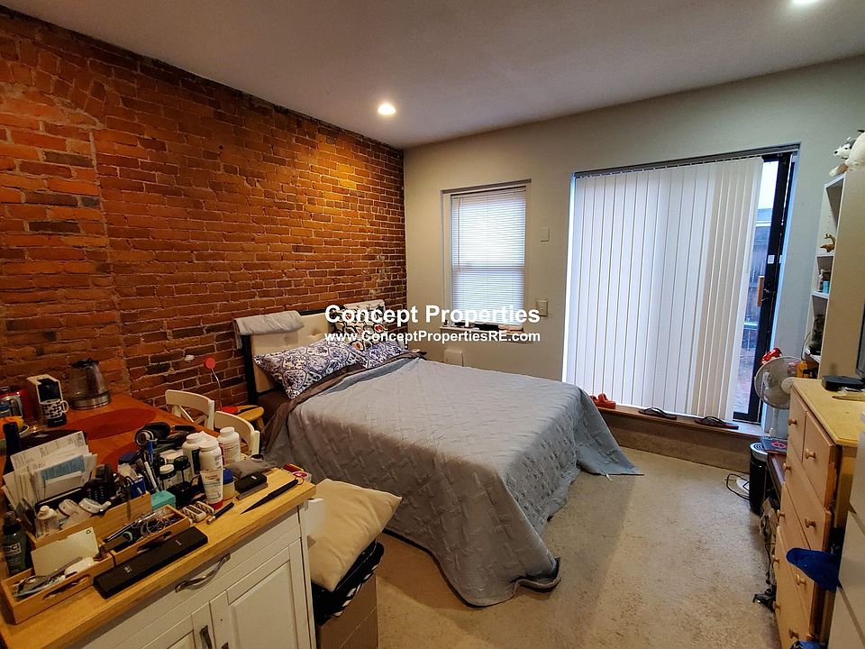 2nd image of 185 Saint Botolph St #3J