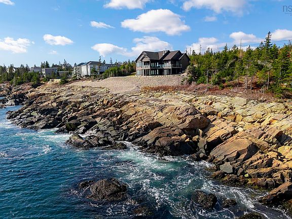 2nd image of 520 Ketch Harbour Rd