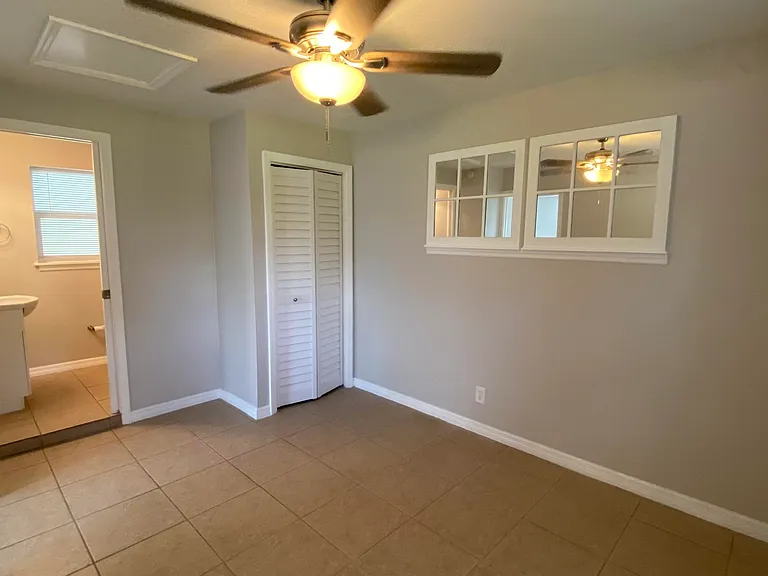 914 N Wild Olive Ave #910 — Photo 23