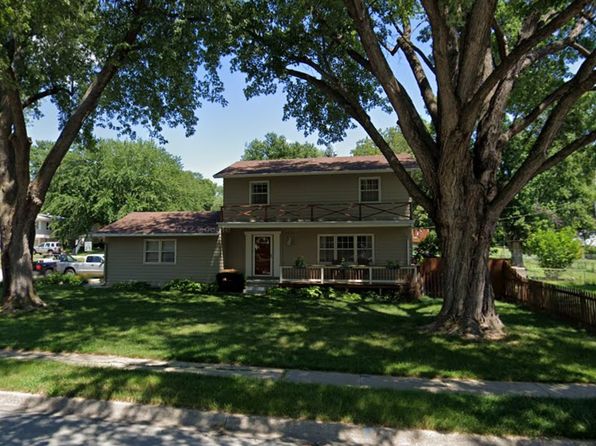4829 Parkview Dr