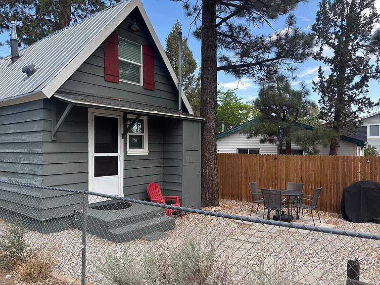 193 San Bernardino Ave — Photo 11