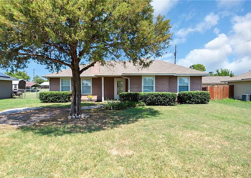 1st image of 604 Concho Dr