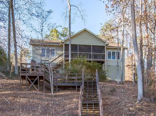 1215 Lakeview Dr, Dadeville, AL 36853