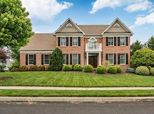132 Chinaberry Ln, Collegeville, PA 19426