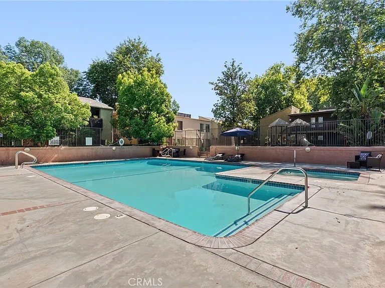 18350 Hatteras St #267 — Photo 22