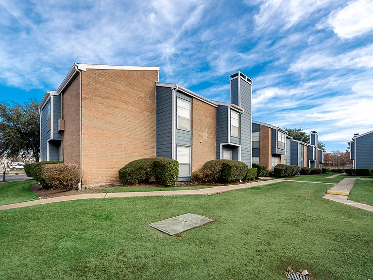 Alena Apartments — Photo 15