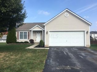 382 Green Apple Pl, Pataskala, OH 43062
