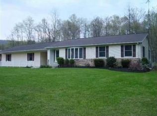 909 Grahams Wood Rd, Newville, PA 17241