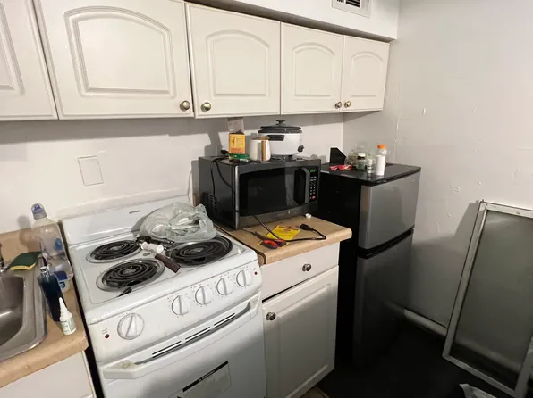 30 S Huntington Ave #2, Boston, MA 02130