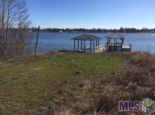 9840 False River Rd, New Roads, LA 70760