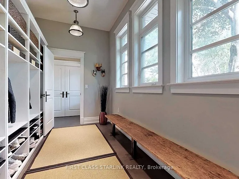 38 Kensington Dr — Photo 22