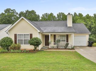 2008 Meadow Glen Cir, Fairburn, GA 30213