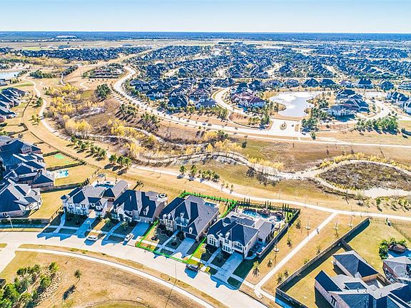 5th image of 28019 Burnett Hills Ln