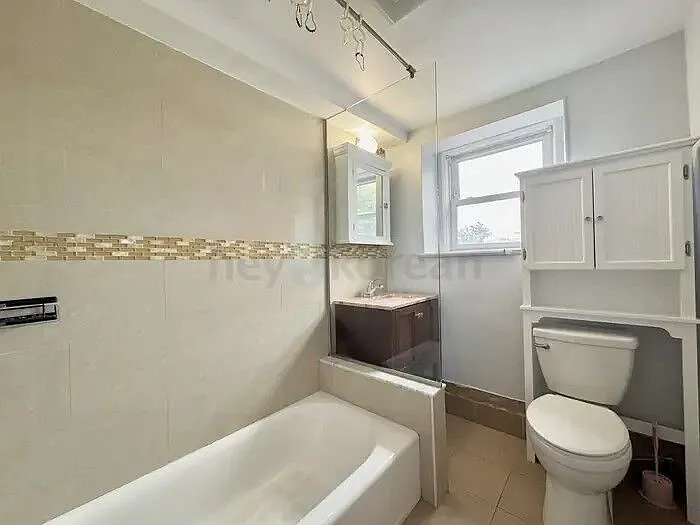 1014 Ponsi St #2 — Photo 4