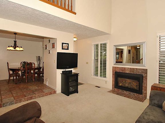 4th image of 8750 S Oakwood Park Cir
