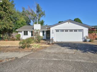 282 S Dogwood Ct, Cornelius, OR 97113